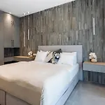 Gabi- New , 5 Min Walk From Diocletian S Palace דירה *