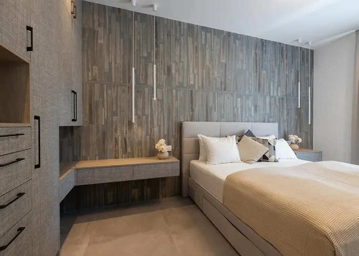 Апартаменты Gabi- New , 5 Min Walk From Diocletian S Palace Сплит